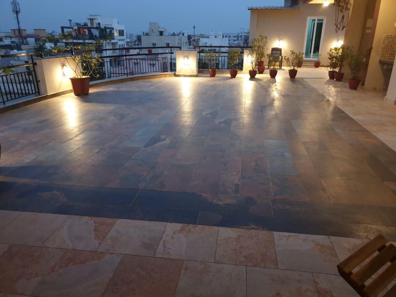 The Rooftop Cabana, A Homestay Bhubaneswar Bagian luar foto
